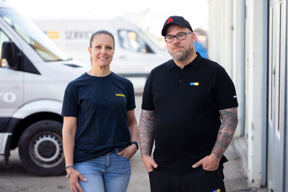 Jessica Andersson, operativ inköpare på Ramirent och Jerry Tillberg, Key Account Light & Heavy Soil Compaction på Swecon.