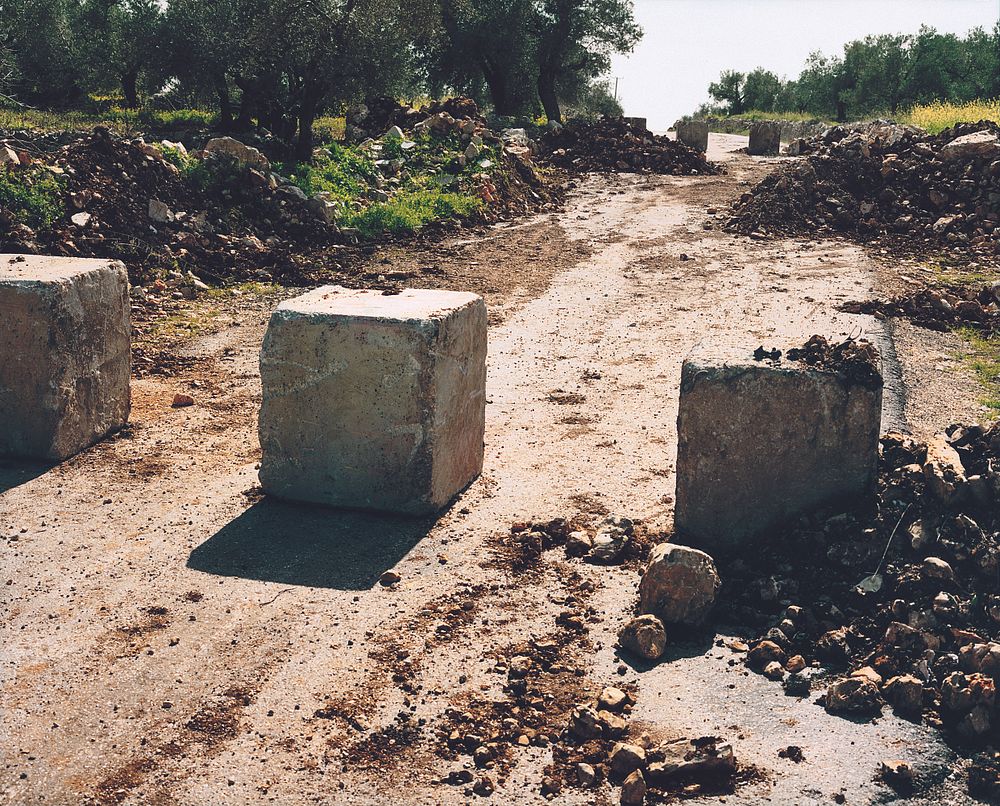 WB #24, 2005 © Sophie Ristelhueber