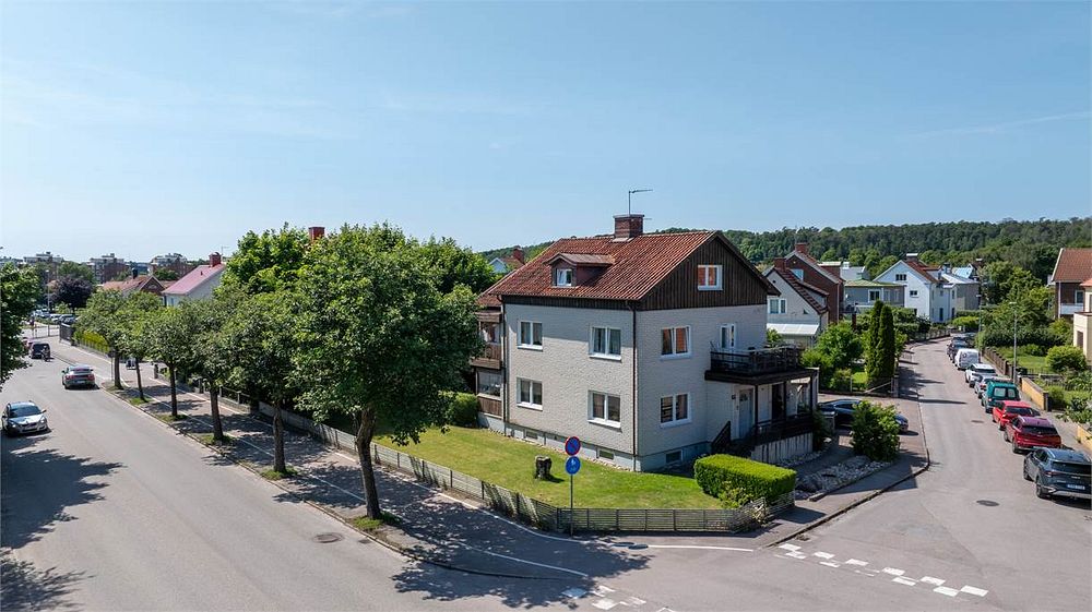 Fastigheten Liljan 9