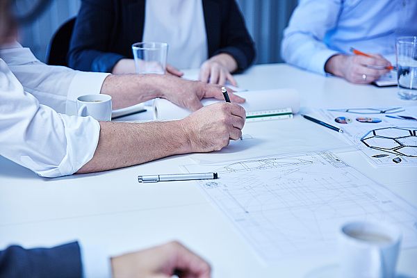 https://www.lts-light.com/en/