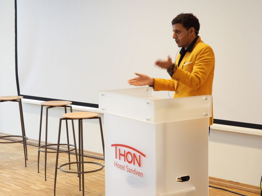 Afroz Shah speaking at an event for clean-up inititative in Norway.