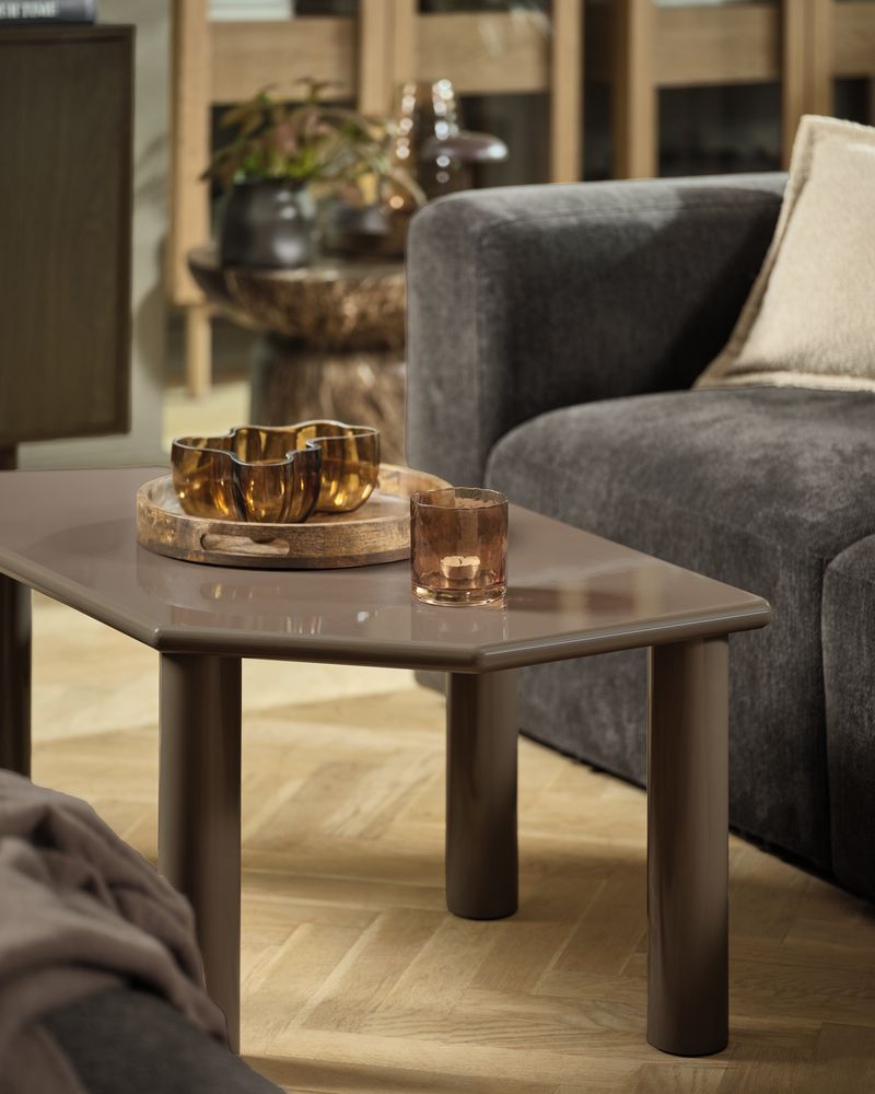 Table basse dans un salon