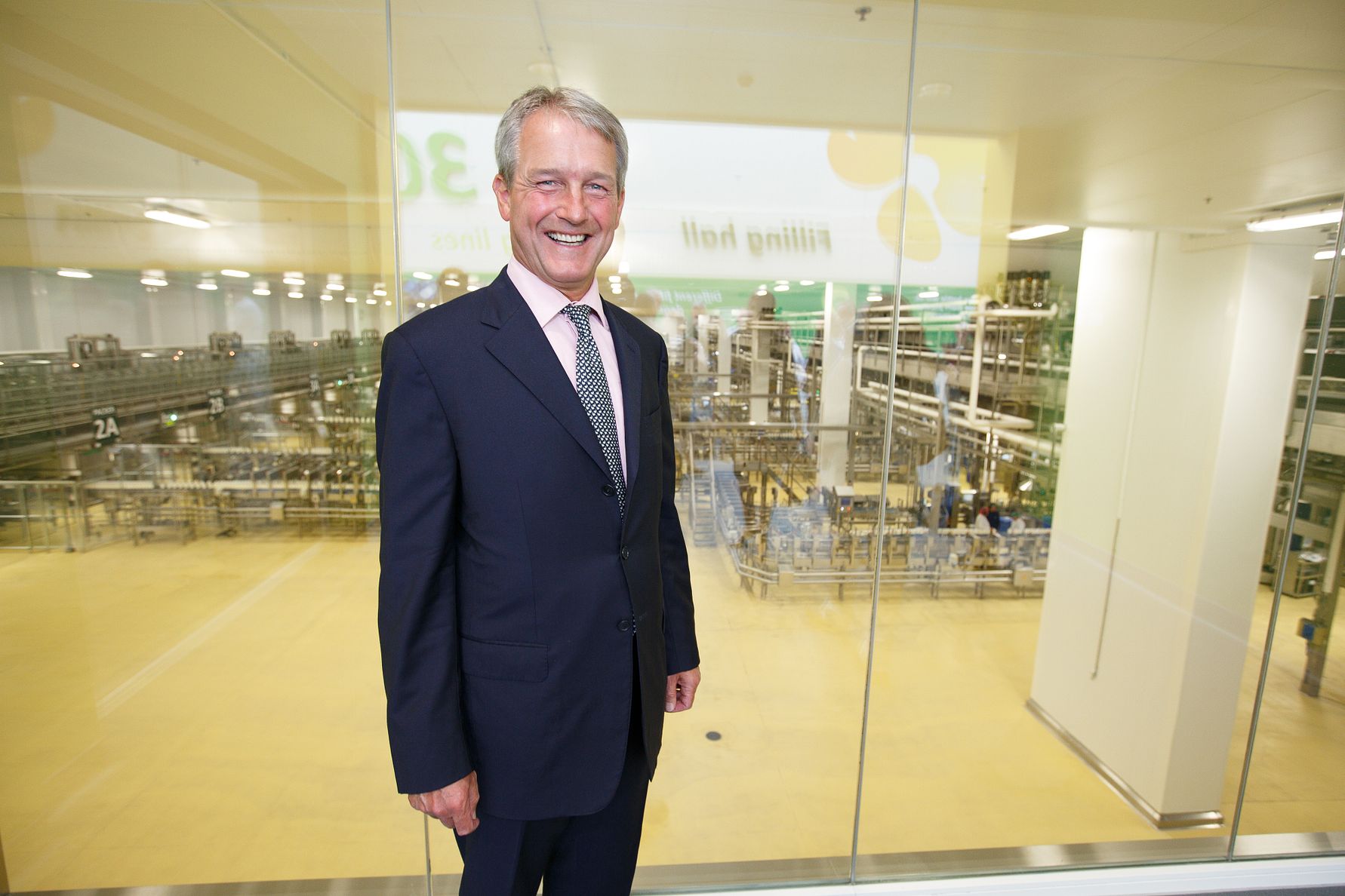 World’s largest fresh milk dairy is officially opened by Secretary of State